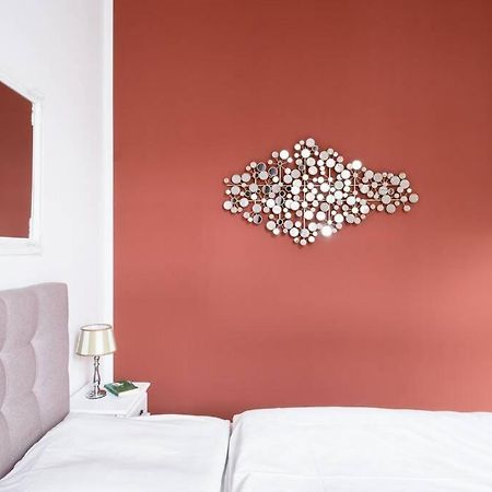 Sc 05 By Rockchair Apartments L Superhost Status L 2 Bedrooms Boxspringbeds Balcony Elevator - Cozy Family & Business Flair Welcomes You! برلين المظهر الخارجي الصورة