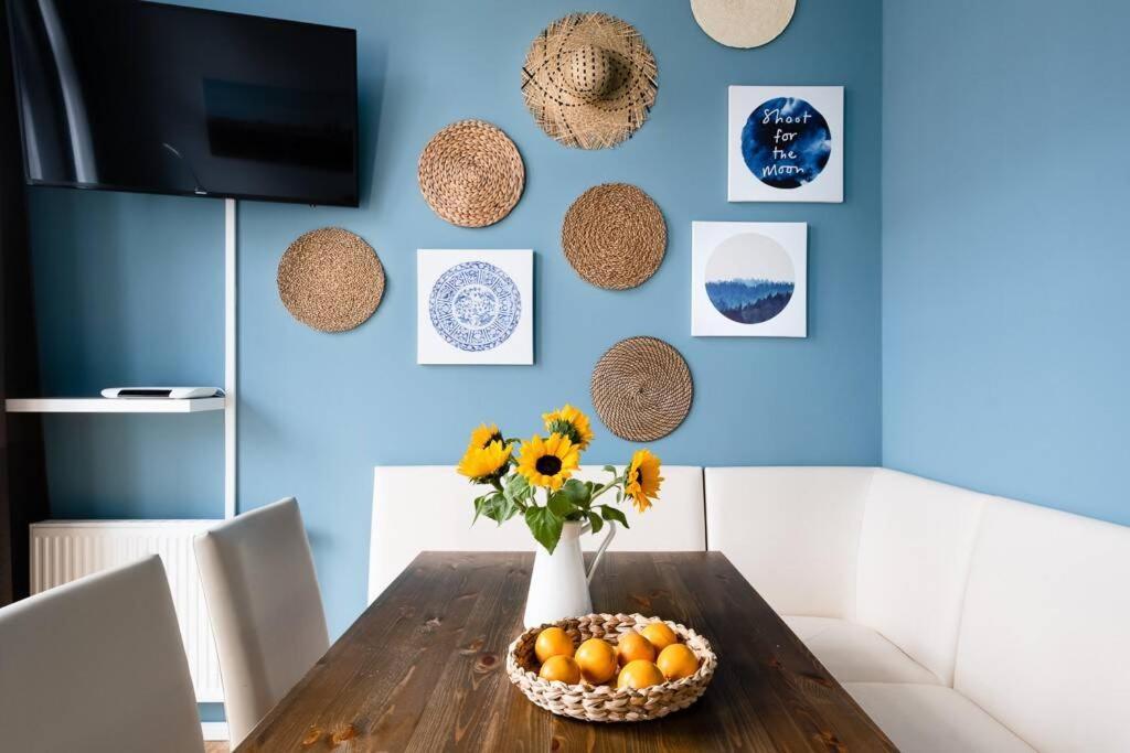 Sc 05 By Rockchair Apartments L Superhost Status L 2 Bedrooms Boxspringbeds Balcony Elevator - Cozy Family & Business Flair Welcomes You! برلين المظهر الخارجي الصورة