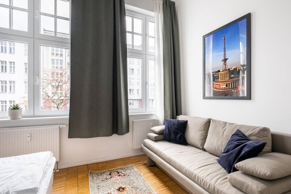 Sc 05 By Rockchair Apartments L Superhost Status L 2 Bedrooms Boxspringbeds Balcony Elevator - Cozy Family & Business Flair Welcomes You! برلين المظهر الخارجي الصورة